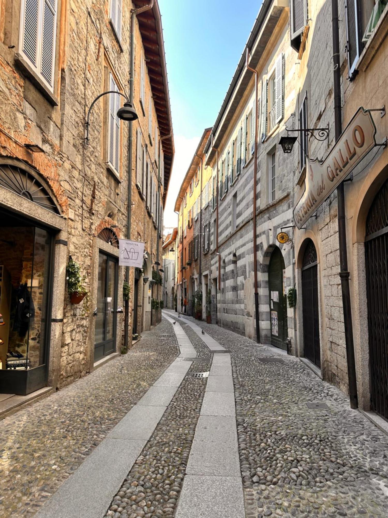 Domus Cortesella Como Exterior photo